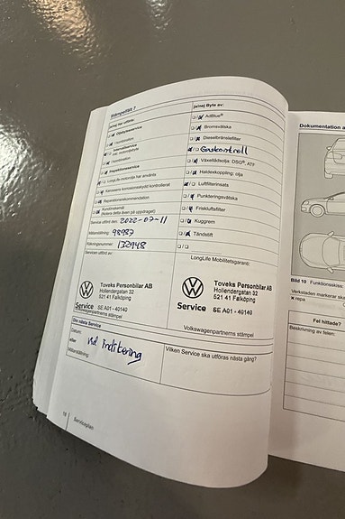 Volkswagen Passat 27 of 29
