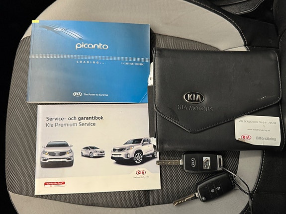 Kia Picanto 20 of 23