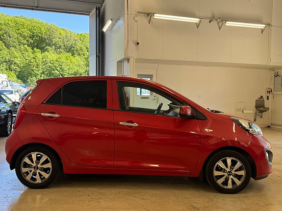 Kia Picanto 6 of 23