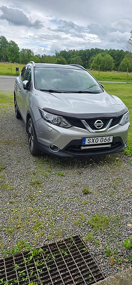 Nissan Qashqai 2 of 5
