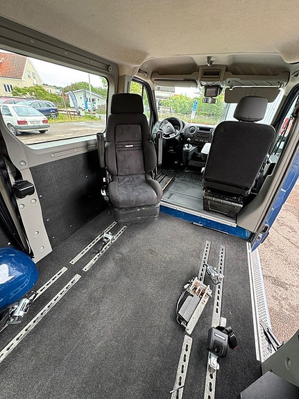 Opel Movano 15 of 19