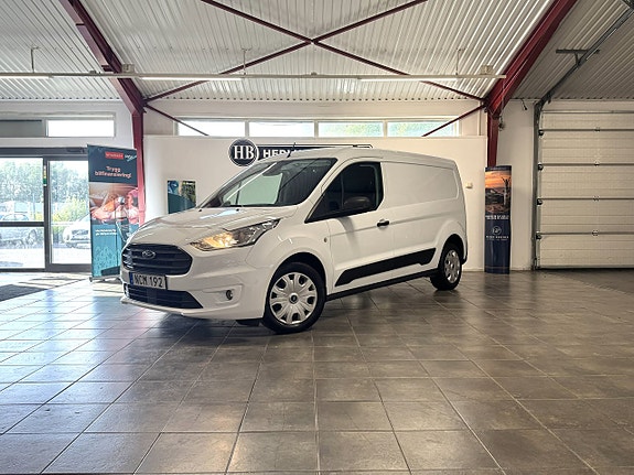 Ford Transit Connect 4 of 5