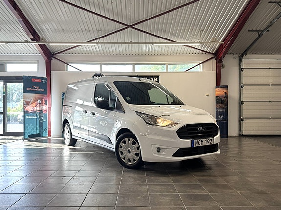 Ford Transit Connect 2 of 5