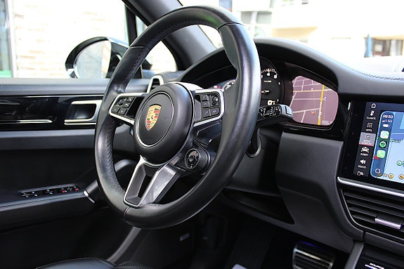 Porsche Cayenne S 27 of 30