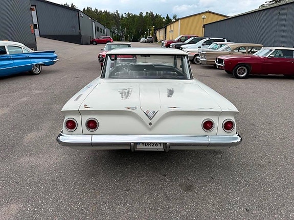 Chevrolet Biscayne 13 of 27