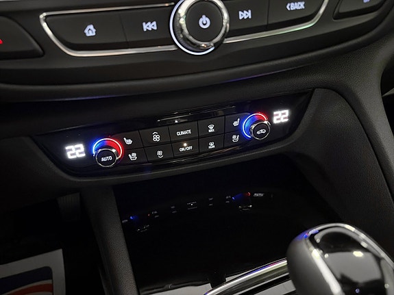 Opel Insignia 8 of 10