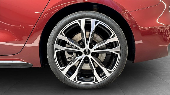 Audi A5 6 of 23