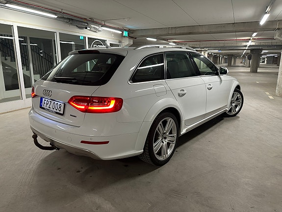 Audi A4 allroad 4 of 5