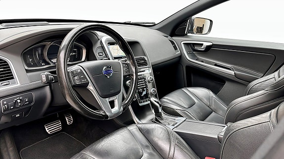 Volvo XC60 7 of 15