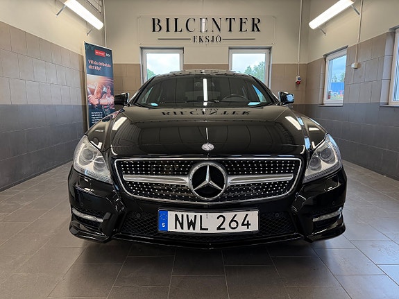 Mercedes-Benz CLS350 5 of 5