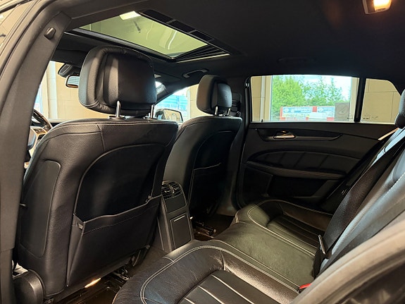 Mercedes-Benz CLS350 22 of 29