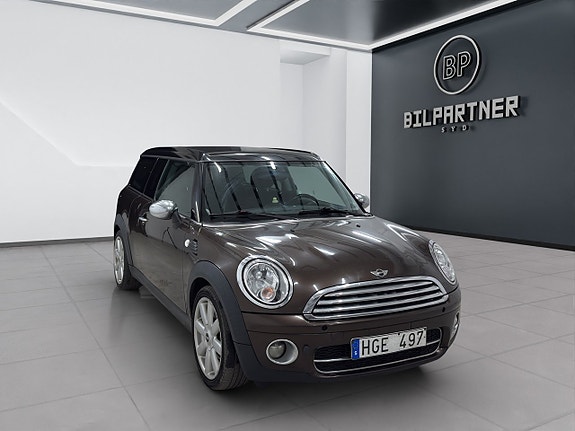 MINI Clubman Cooper 3 of 14