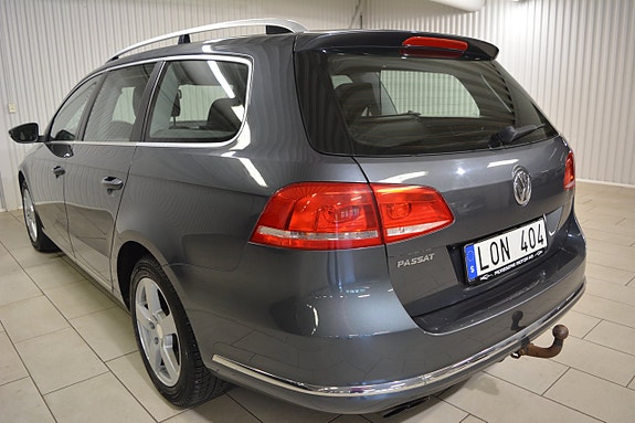 Volkswagen Passat 4 of 5