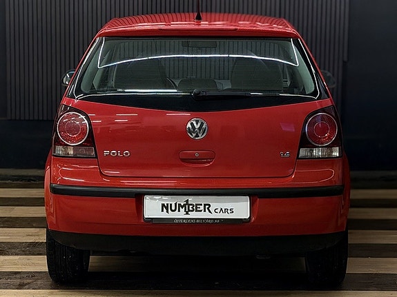 Volkswagen Polo 12 of 27