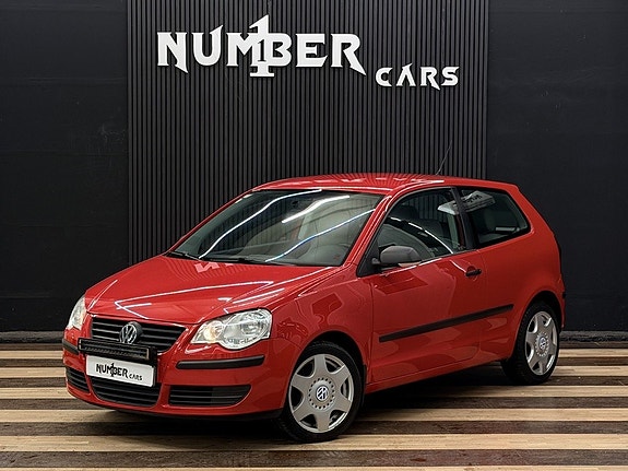 Volkswagen Polo 2 of 5