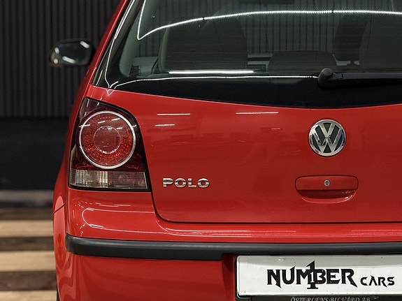 Volkswagen Polo 13 of 27