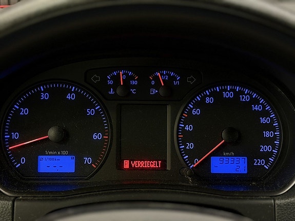 Volkswagen Polo 23 of 27