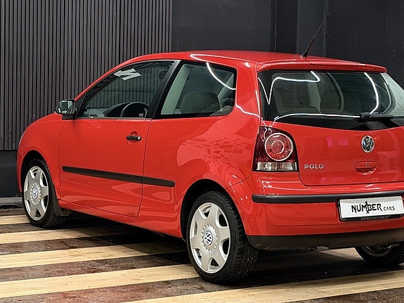 Volkswagen Polo 11 of 27