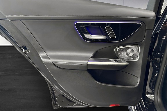 Mercedes-Benz C63 15 of 18