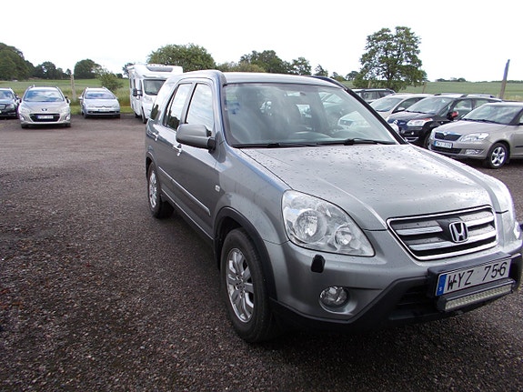 Honda CR-V 2 of 5