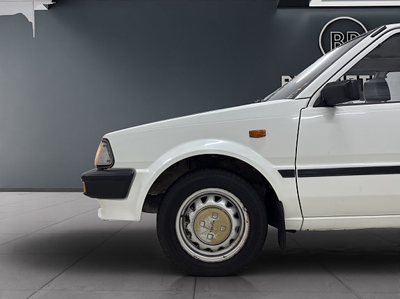 Toyota Starlet 13 of 13