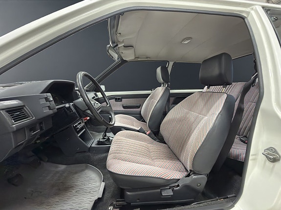 Toyota Starlet 8 of 13
