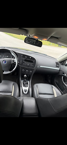 Saab 9-3 6 of 8