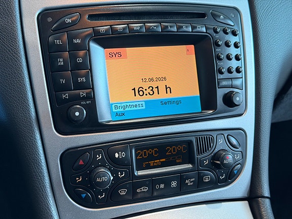 Mercedes-Benz CLK55 17 of 20