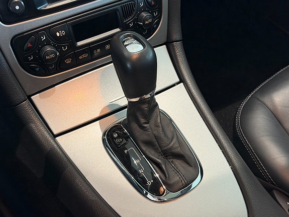 Mercedes-Benz CLK55 16 of 20