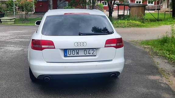 Audi A6 4 of 5