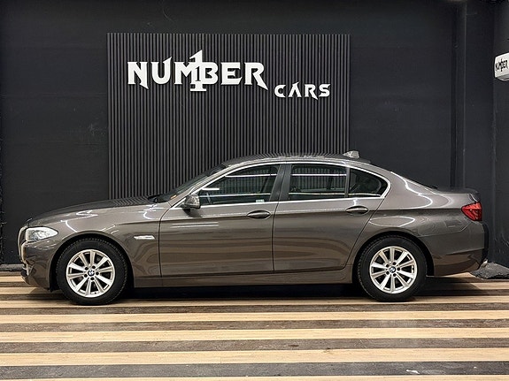 BMW 520d 4 of 5