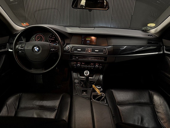 BMW 520d 15 of 27