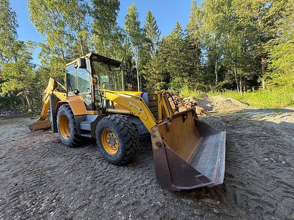 Fermec 860 traktorgrävare