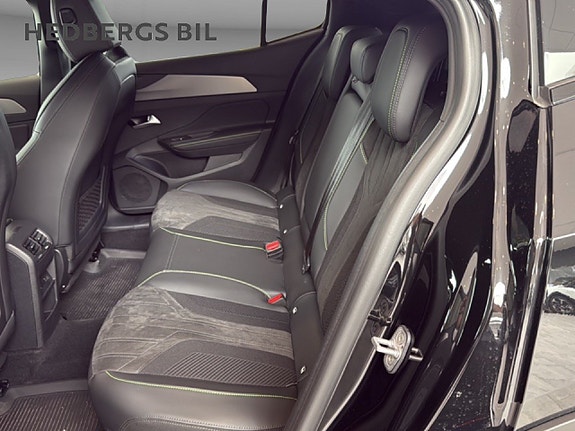 Peugeot 408 7 of 12