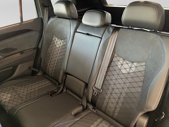 Volkswagen Tayron 12 of 14