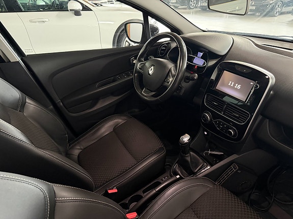 Renault Clio 13 of 22