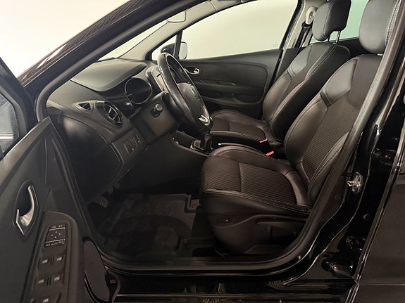 Renault Clio 15 of 22