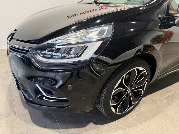 Renault Clio 9 of 22