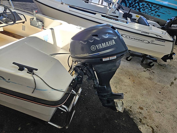 Uttern 4502 med Yamaha F25 6 of 9