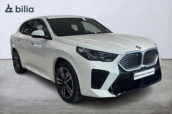 BMW iX2 18 of 18