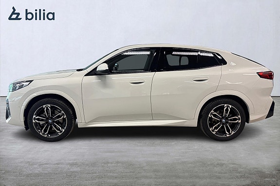 BMW iX2 3 of 18