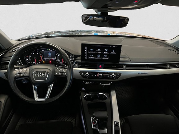 Audi A4 9 of 19