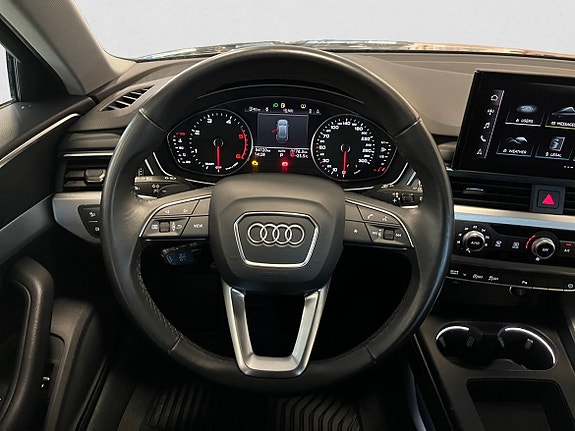 Audi A4 10 of 19