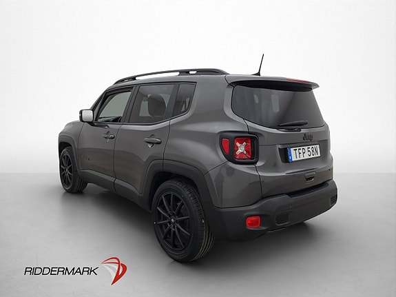 Jeep Renegade 8 of 30