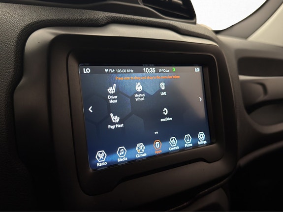 Jeep Renegade 21 of 30