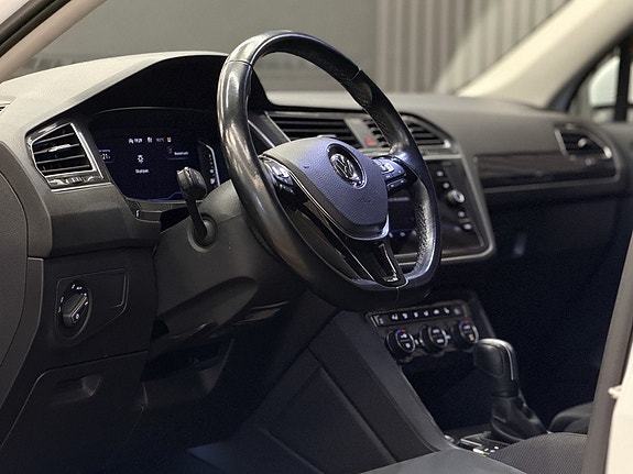 Volkswagen Tiguan Allspace 15 of 27