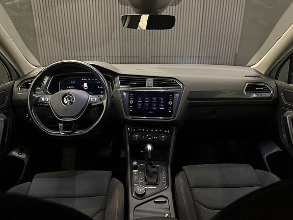 Volkswagen Tiguan Allspace 17 of 27