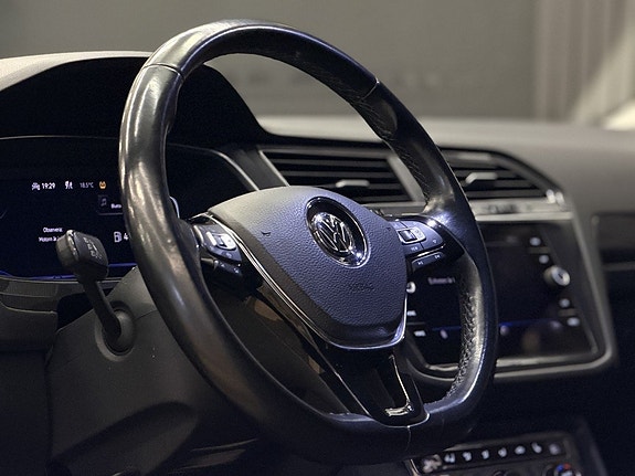 Volkswagen Tiguan Allspace 16 of 27