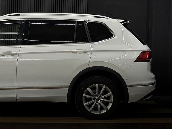 Volkswagen Tiguan Allspace 7 of 27