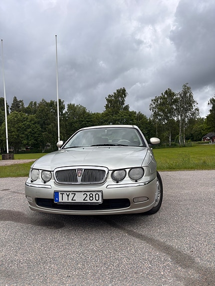 Rover 75 2 of 5